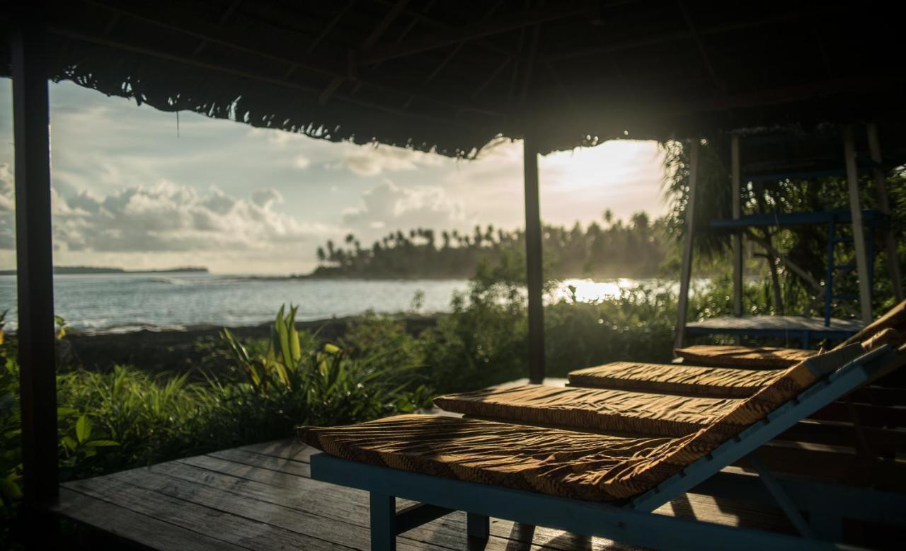 Simeulue Surflodges Lasikin 外观 照片